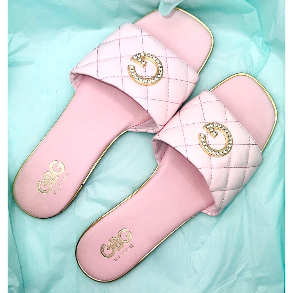 GBG Los Angeles Pink Quilted Slides With Rhinestone G Logo Size 9M - Picture 2 of 7